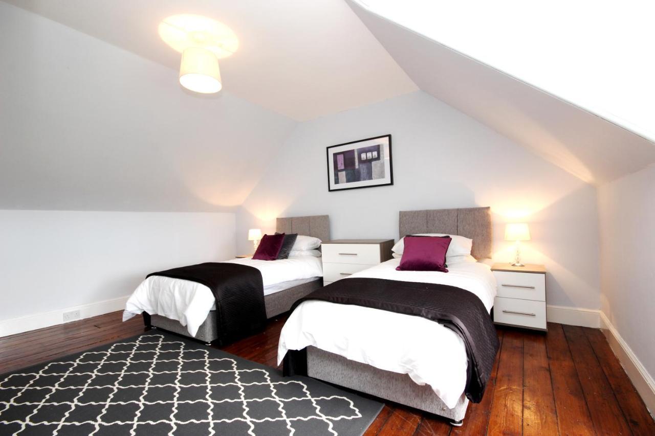 Braemount House Apartamento Barrhead Exterior foto
